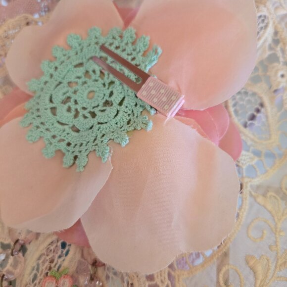 "Pink Shimmer Rose" Handmade Hair Clip - Velvet Rose and Vintage Upcycle Flapper - Picture 9 of 15